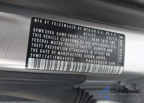 2015 Volkswagen Beetle 1.8T Classic z USA, uszkodzony, nr VIN 3VWF17AT1FM649625